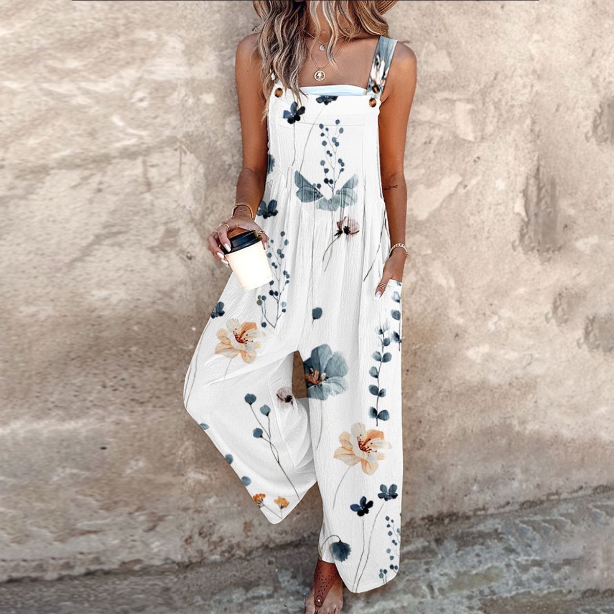 Azalynne | Chic Sleeveless Jumpsuit