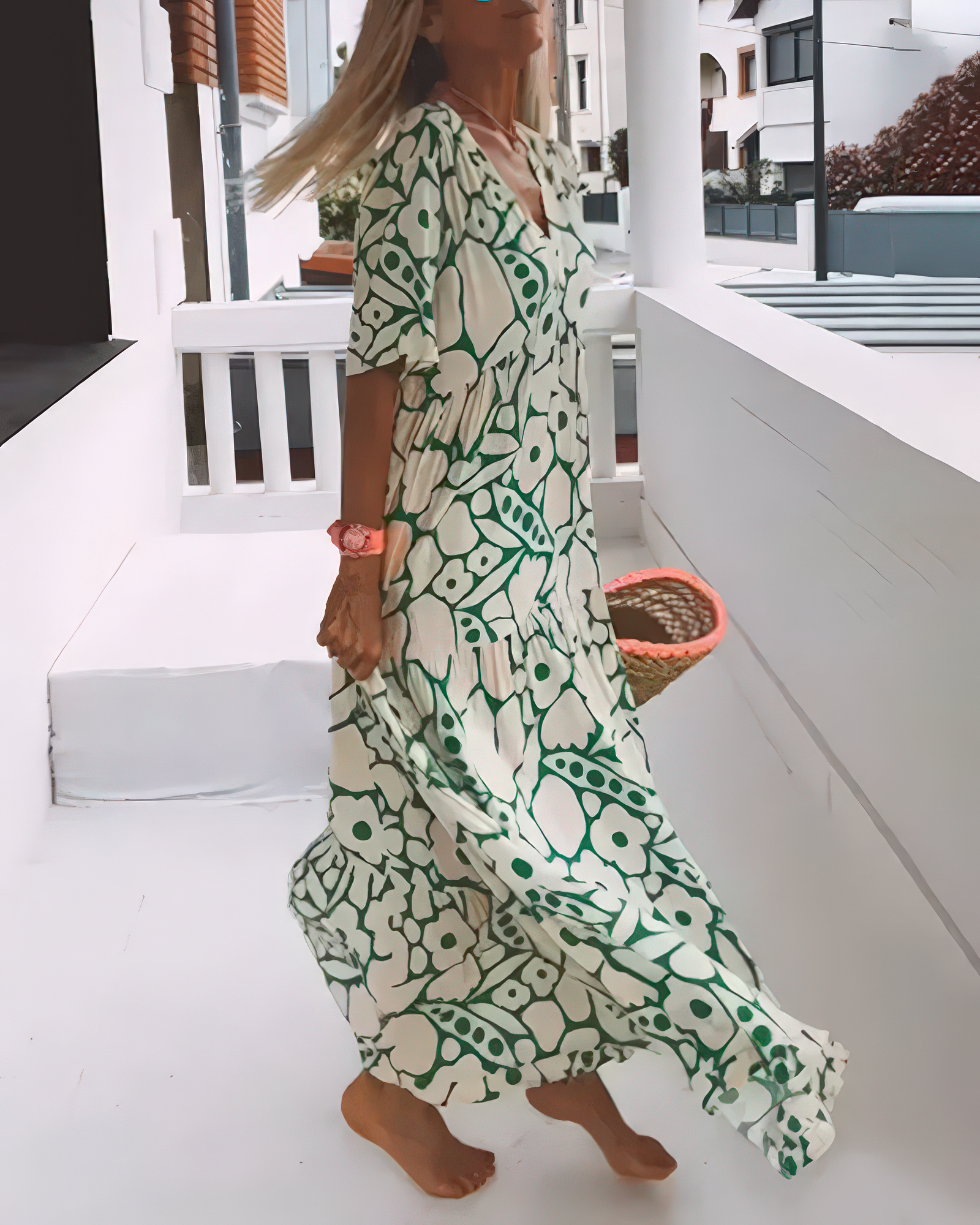 Zoé | Elegant V-Neck Dress