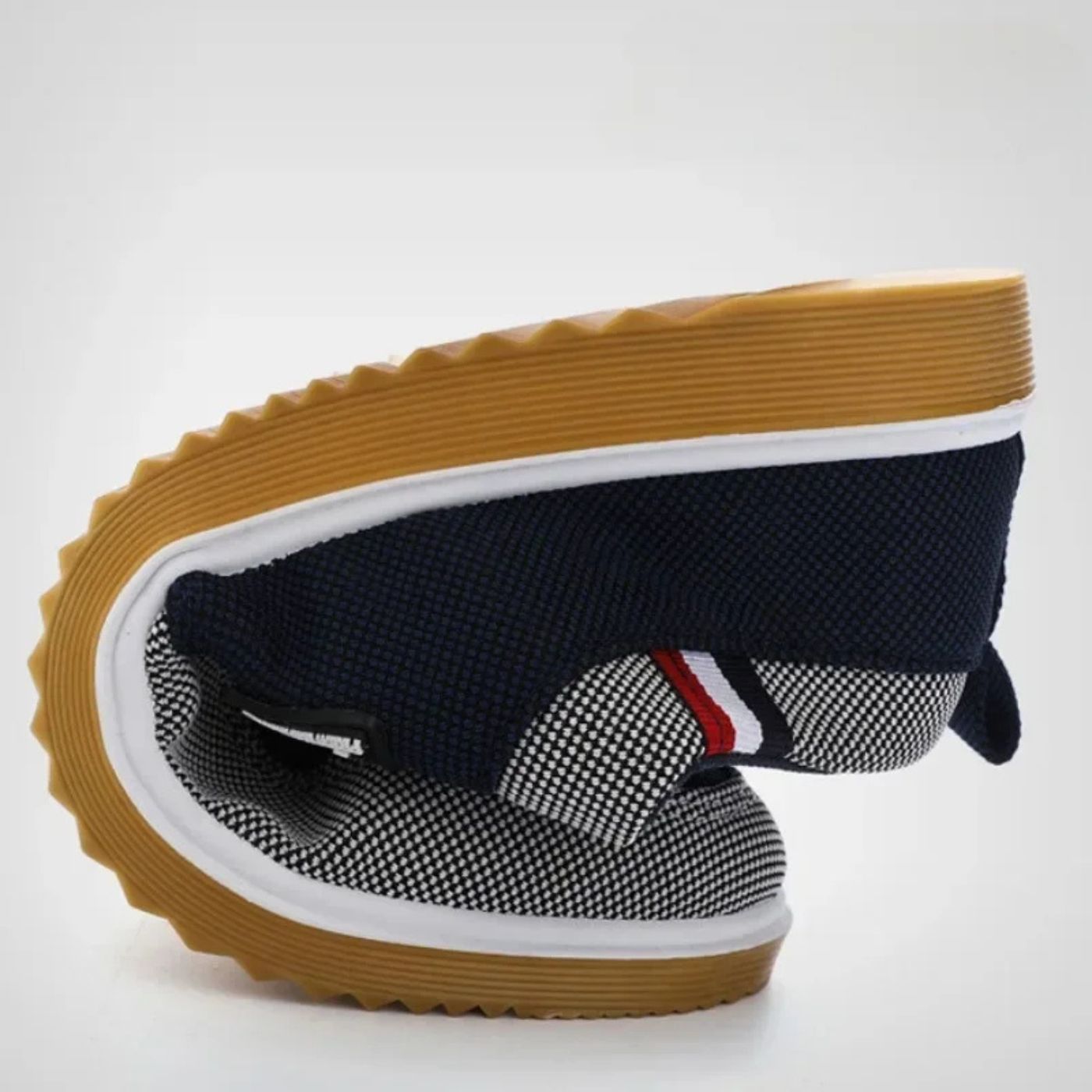 Julien | Premium Canvas Shoes