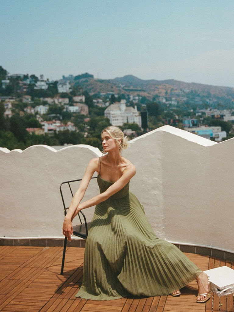 Serena | Chic Modern Elegance