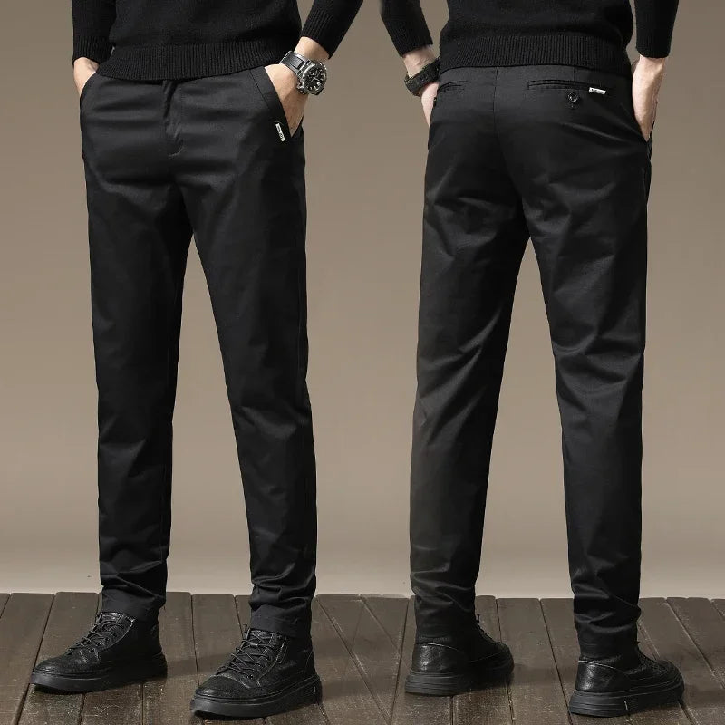 Gio | Chic Chinos