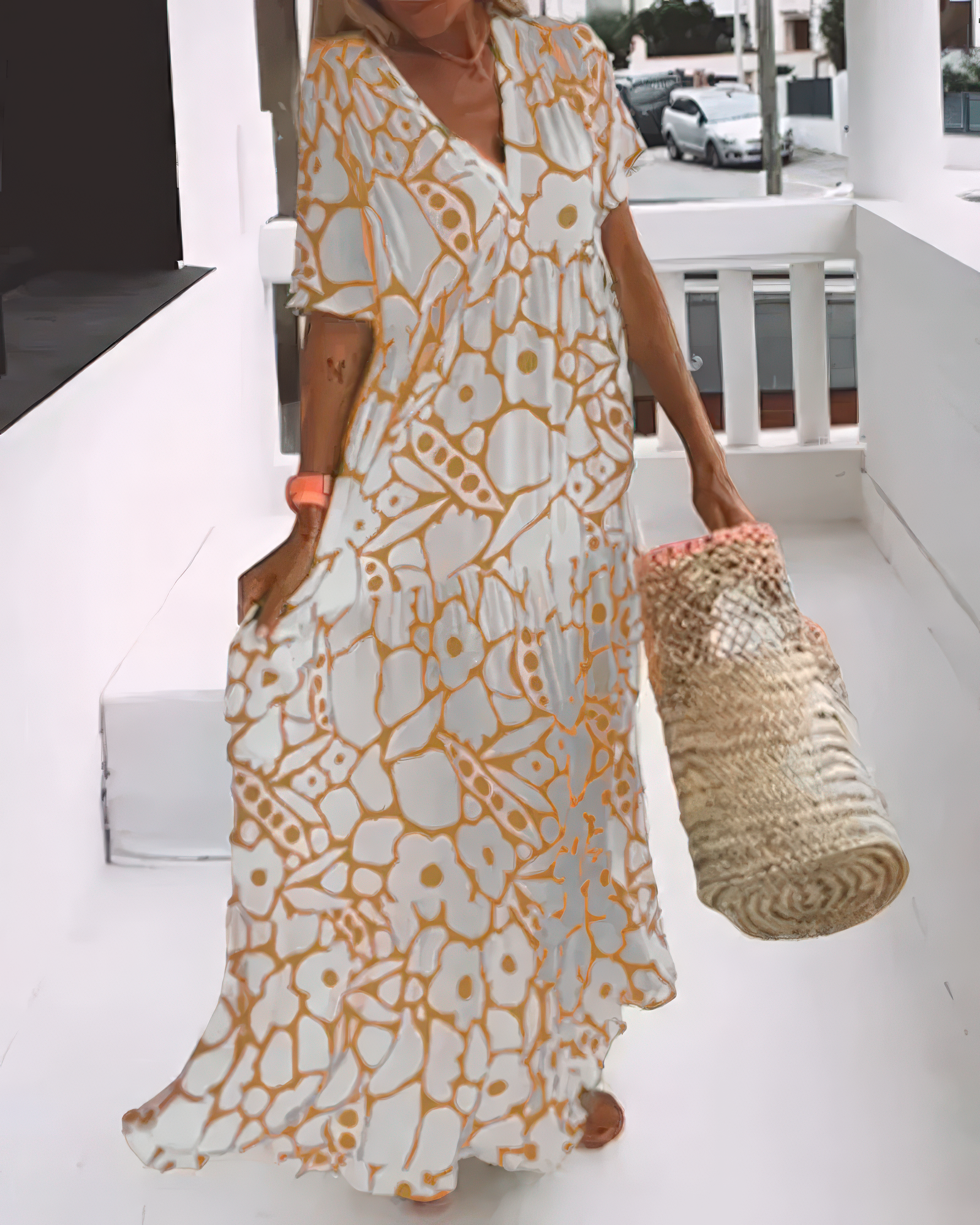 Zoé | Elegant V-Neck Dress