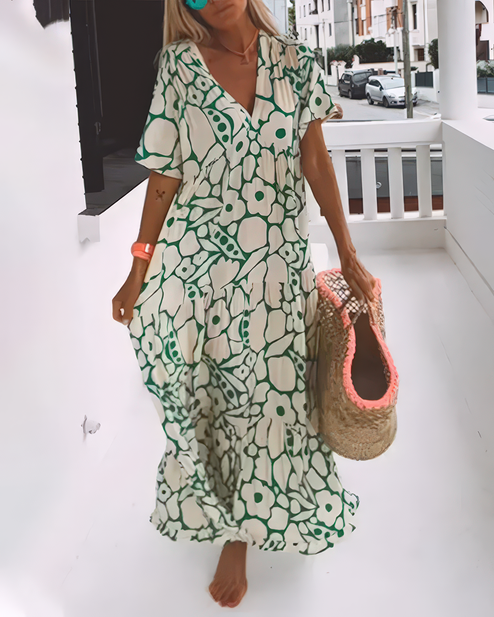 Zoé | Elegant V-Neck Dress