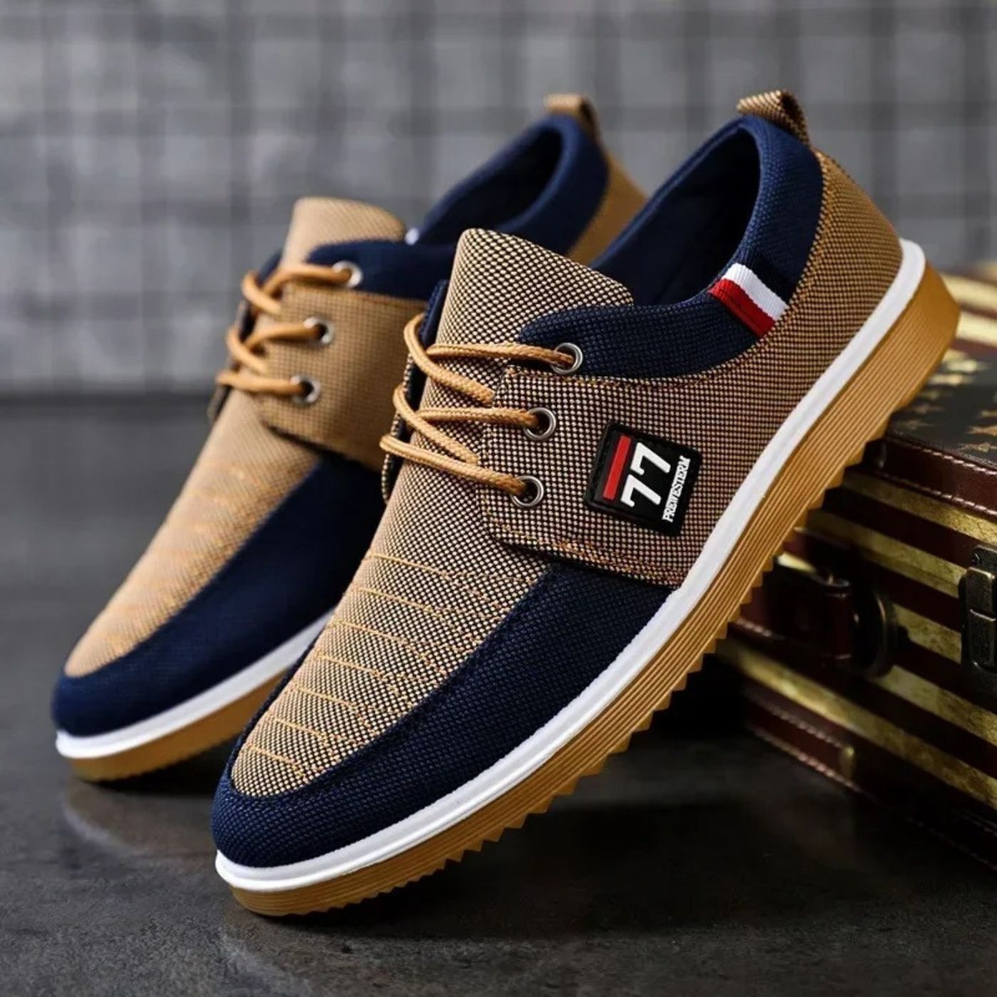 Julien | Premium Canvas Shoes