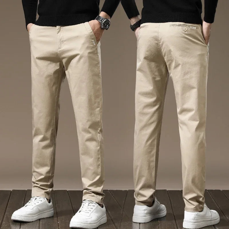 Gio | Chic Chinos
